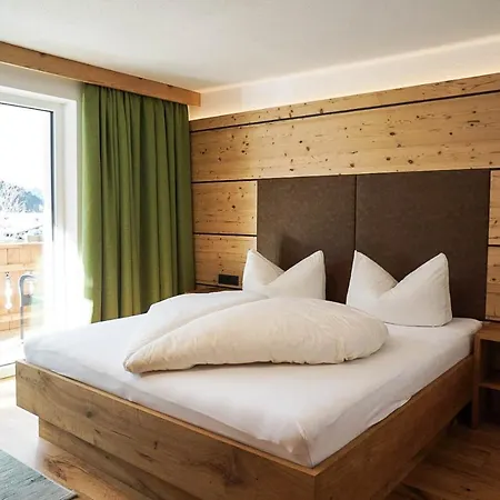 Strolz Apartment