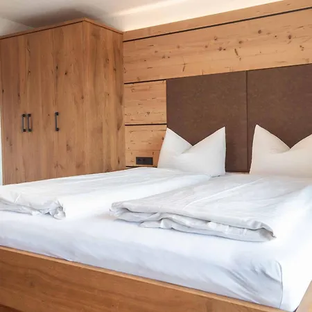 Strolz Appartement *