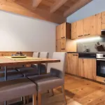 Strolz Apartamento *